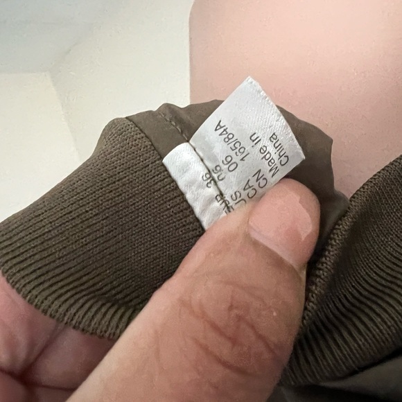 Olive Green H&M Crop Jacket. Size US 6. Great Fit! - Picture 5 of 5